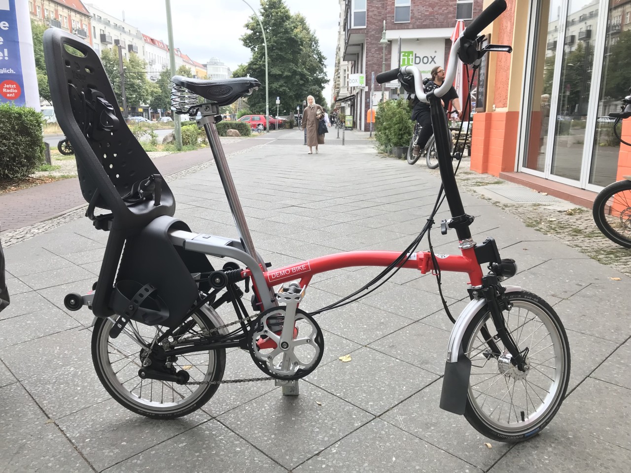 Yepp Maxi Seatpost Kindersitz schwarz für Brompton